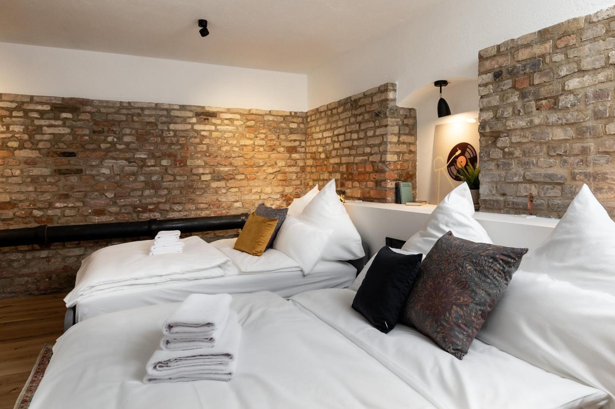 Coolest In Berlin, Easy Check-in, Big & Cozy, Near Center - Especially For Groups! Lejlighed Berlin